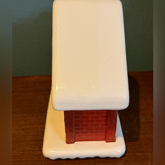 Disney Color Changing Light Up Train Station Christmas - Donald Duck at Window - Picture 10 of 11